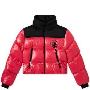 UNIQUE GYM WEAR Chaqueta Bomber Acolchada de Invierno 2026 para Mujer - Diseño Personalizable, Impermeable, Reversible y Ecológica - Product Image 1