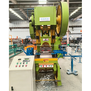 Machine de fabrication de clôture de prison en fil de fer barbelé à lame de rasoir en acier - Product Image 1