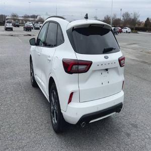 Ford Escape 2024 en PARFAIT ÉTAT - Product Image 3