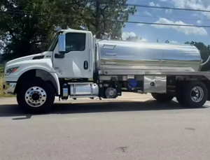 Prix de gros Camion aspirateur MV607 4x2 d'occasion équipé d'un réservoir en aluminium de 2 100 gallons, camion de moyenne capacité pour l'exportation mondiale - Product Image 5