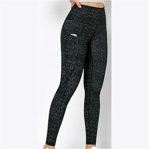 High Quality Women's <b>Yoga</b> Leggings Custom Printed Solid Quick Dry Breathable High Waist <b>Sports</b> <b>Wear</b> for Gym <b>Fitness</b> Wholesale - Product Image 3