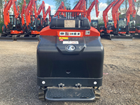 Achetez un mini-dumper sur chenilles Kubota KC110HR-4 de qualité pour la construction et l'aménagement paysager