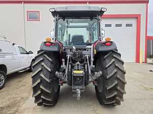 รถแทรกเตอร์ตักดิน Massey Ferguson 5M.145 140 แรงม้า ปี 2026 ใหม่/มือสอง ขายส่ง จัดส่งรวดเร็ว - Product Image 2