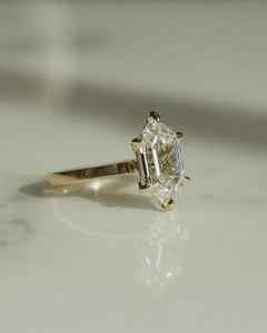 Precioso anillo romántico con diamante de corte hexagonal de 2.02 quilates cultivado en laboratorio para mujer, oro macizo de 14 quilates, regalo de joyería de aniversario para amantes - Product Image 5