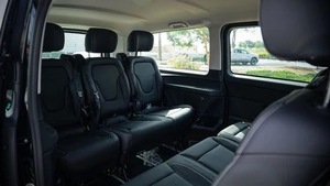 Mercedes-Benz V 300 Extra Long 2.0L Usata 2025, Cambio Automatico, 8 Posti, 4 Cilindri, Guida a Sinistra, Benzina, 4 Porte - Product Image 3