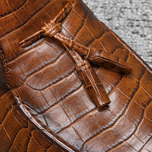 Bottines pour homme à motif peau de serpent avec pompon, talon plat et bout fermé, antidérapantes - Product Image 4