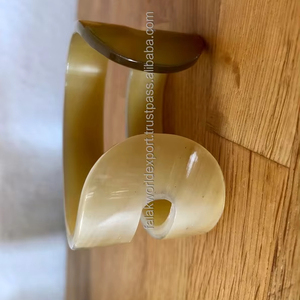 Elegante pulsera con abalorio de cuerno de buey para mujer, elegantes brazaletes de cuerno de búfalo a la moda para mujer, brazaletes de Falak World Export - Product Image 1