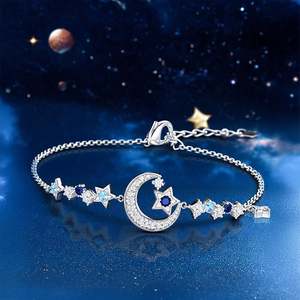 สร้อยข้อมือเสน่ห์ดวงจันทร์และดวงดาว Jeulia Luna Astra - Product Image 4