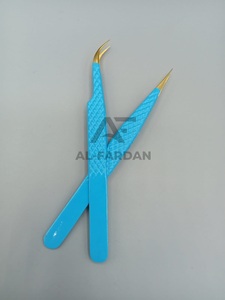 Pinzas profesionales de acero inoxidable para pestañas con punta dorada Pinzas de extensión de pestañas curvas J de punto recto azul bebé - Product Image 3