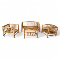 Ensemble de meubles d'extérieur traditionnels en teck massif, résistant aux intempéries, pour jardin et patio, avec coussins blancs, deux fauteuils et un canapé deux places