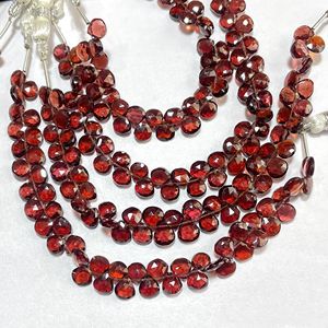 Cuentas de Briolette con forma de corazón facetado de granate de Mozambique, piedras preciosas naturales de 6MM de buena calidad para joyería - Product Image 4