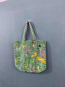 Bolso Tote de Mujer con Estampado de Jungla Azul en Terciopelo, Estilo Bohemio Vintage, Impresión a Mano con Bloques Indios, Bordado Multicolor, Cierre de Cremallera - Product Image 5