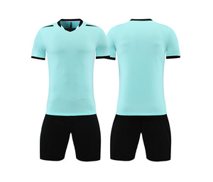 Venta al por mayor de ropa deportiva de alta calidad de fútbol Kits completos de sublimación transpirable hombres servicios OEM Con diseños personalizados y tamaño - Product Image 1