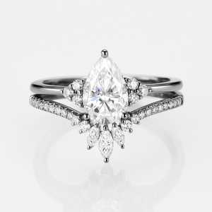 Gran oferta elegante Marquesa de pera y anillo de diamante de moissanita de corte redondo anillo de compromiso de múltiples formas atemporal para ella a la venta - Product Image 1
