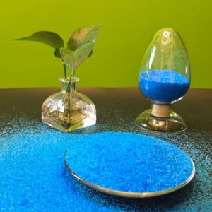 Sulfate de cuivre cristallin bleu CuSO4.5H2O, poudre de sulfate de cuivre pentahydraté - Product Image 4