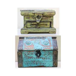 Caja de almacenamiento decorativa pequeña de madera pintada a mano para envolver o exhibir regalos - Product Image 4