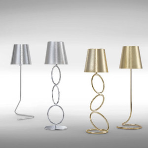 Lampada da tavolo ricaricabile di lusso, realizzata in Italia, placcato argento lucido e sorgente luminosa a LED. - Product Image 2