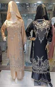 Tenue de créateur ethnique Salwar Kameez pour femmes indiennes et pakistanaises traditionnelles avec Dupatta brodé ou imprimé - Product Image 2