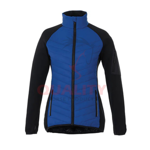 Manteau d'équitation élégant pour femmes créé avec des panneaux extensibles coque de contrôle de l'humidité fermeture sécurisée coutures renforcées vêtements équestres - Product Image 1