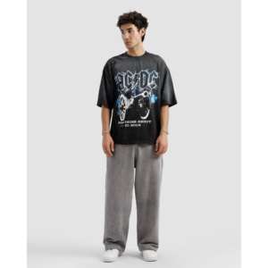 เสื้อยืดลายอนิเมะ ACDC ผ้าคอตตอนเจอร์ซีย์ 100% เนื้อหนา ซักแล้วสีซีดแบบวินเทจ ตัดเย็บแบบซิลค์สกรีนและพิมพ์ด้วยระบบ DTG - Product Image 2