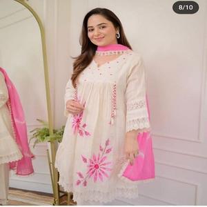 Conjunto de Kurti y Pantalón para Mujer, Diseño de Secuencia de Algodón Shifli de Primera Calidad, Hermoso Trabajo de Espejo Hecho a Mano - Product Image 1