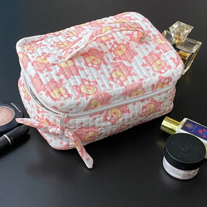 New Arrival Hand Crafted Block Printed Cotton Travel Vanity Case for Traveling Flower <b>Quilting</b> Cloth <b>Makeup</b> <b>Bag</b> Cosmetic <b>Bag</b> - Product Image 1
