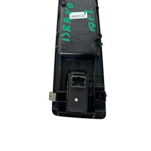 แผงปุ่มด้านหน้าขวาเฟียต บราโว่ ซีรีส์ 2 735441023(07>10) - Product Image 3