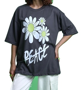 Camiseta Premium Unisex Negra con Estampado de Margaritas y Paz, Oversize, Estilo Urbano, Manga Corta, Cuello Redondo, Algodón Felpa, Secado Rápido - Product Image 4