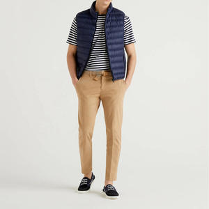 OEM de alta calidad ligero transpirable de cuero Puffer chaleco para los hombres de ajuste regular de la venta caliente Chaleco de invierno para los hombres al por mayor - Product Image 5