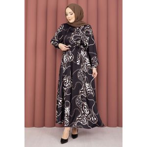 Vestido Hijab con Cinturón de Cadena Satinada, Cintura Imperio, Color Negro - Product Image 3