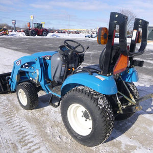 Tracteur LS XJ2025H avec chargeur à vendre - Product Image 6