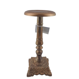 Ensemble de 3 bougeoirs en aluminium couleur or en laiton fumé pour le salon et la décoration de mariage faits à la main en vrac - Product Image 4