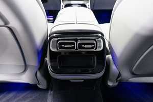 Sedán Clase S Negro 2023, Auto Usado de Lujo, Gasolina, Automático, Volante a la Izquierda - Product Image 4