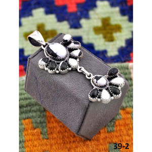 Pendentif en turquoise buffle blanc et argent sterling de style sud-ouest, serti en clos, cadeau - Product Image 2
