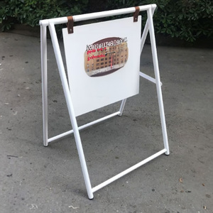 Tablero de letrero de pavimento para exteriores Publicidad Un marco Revestimiento en polvo negro Marco de letrero de acera para anuncios - Product Image 3