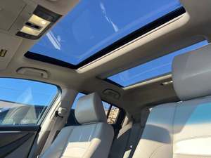 Vente en gros d'Acura ZDX SH-AWD 4 portes SUV d'occasion 2010, sièges en cuir, conduite à gauche, caméra de recul, pack technologique - Product Image 6