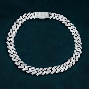Cadena cubana de corte redondo y Baguette de moissanita en alta calidad, joyería corporal para hombre hecha a medida con diamantes, Plata de Ley 925 - Product Image 1