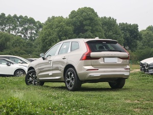 มีรถพร้อมขาย ปี 2026 รถใหม่ยูโร วอลโว่ XC60 B5 4WD SUV พวงมาลัยซ้าย เครื่องยนต์ดีเซล เกียร์อัตโนมัติ รุ่น Comfort Luxury Premium - Product Image 4