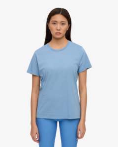 เสื้อยืดกีฬาเข้ารูปสำหรับผู้หญิงปรับแต่งได้เสื้อโยคะฟิตเนสแห้งเร็วยืดหยุ่นสูงพร้อมแผ่นปะตกแต่งแขนสั้น - Product Image 3
