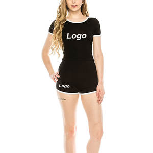 Conjunto de pantalones cortos de dos piezas de manga corta informales para mujer con logotipo personalizado OEM 2022 Top corto extragrande de verano de talla grande - Product Image 4