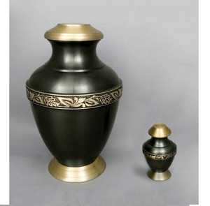 Urne funéraire en métal de qualité supérieure pour adultes, couleur vert foncé, en laiton gravé, fournisseur en gros direct d'usine OEM pour urne. - Product Image 1
