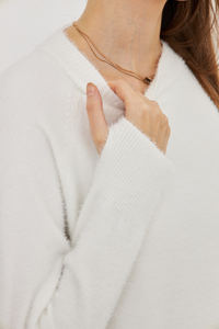 Suéter de punto extragrande suave peludo con cuello redondo para mujer - Product Image 5