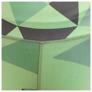 Mallas de sublimación personalizables de fábrica al por mayor de alta calidad, pantalones de Yoga de cintura alta de tela suave y cómoda para mujer - Product Image 5