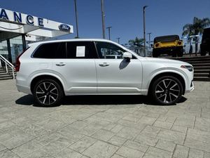 โปรโมชั่นสุดฮอต! รถมือสองสภาพดีเยี่ยม VOLVO XC90 T6 Momentum ปี 2022 - พร้อมส่ง - Product Image 4