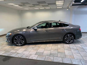 Audi S5 Sportback 2023 en parfait état - Product Image 5