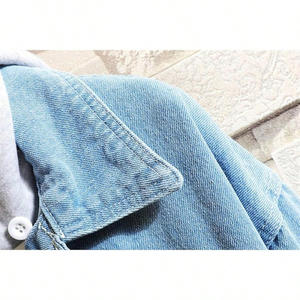 กางเกงยีนส์เดนิมผู้ชาย / เสื้อแจ็คเก็ตทรงทรัคเกอร์ คุณภาพดีที่สุด พร้อมสีและโลโก้แบบกำหนดเอง ผลิตในประเทศปากีสถาน - Product Image 5