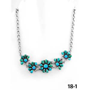 Collier artisanal du Sud-Ouest Émeraude Verte avec turquoise eau blanche et motif floral en argent sterling – Cadeau - Product Image 2