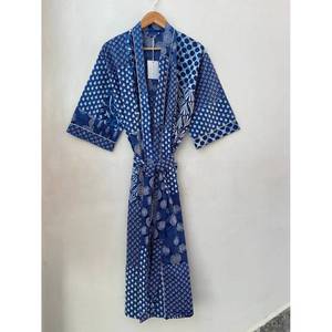 Robe Kimono en Coton à Imprimé Floral, Peignoir de Demoiselle d'Honneur Imprimé au Bloc, Vêtement de Nuit d'Été Taille Unique pour Usage Domestique, Robe de Mariée ODM - Product Image 3