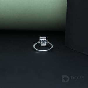 Anillo de diamante esmeralda de oro fino de 18 quilates, anillos de moda de diseño único para regalo de cumpleaños - Product Image 5