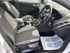 FORD FOCUS USADO CON VOLANTE A LA IZQUIERDA/DERECHA - Product Image 3